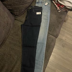 Old Navy Women’s Super Skinny Jeans
